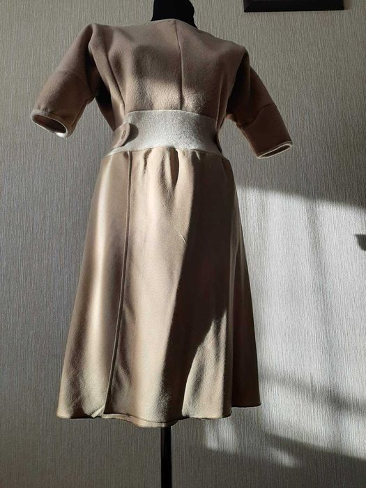 Плаття, сукня міді, тепла.