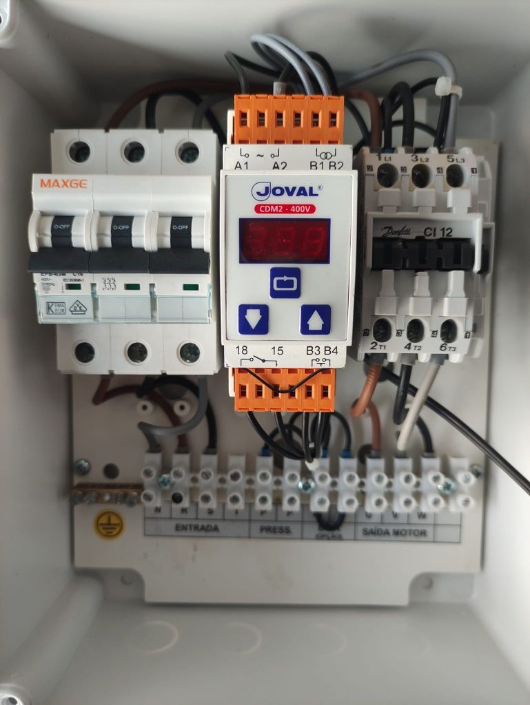 Quadro de bomba trifásica