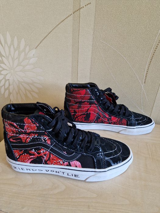 Кеды Vans Sk8-HI X Stranger Things Reissue Black/Red  р.39