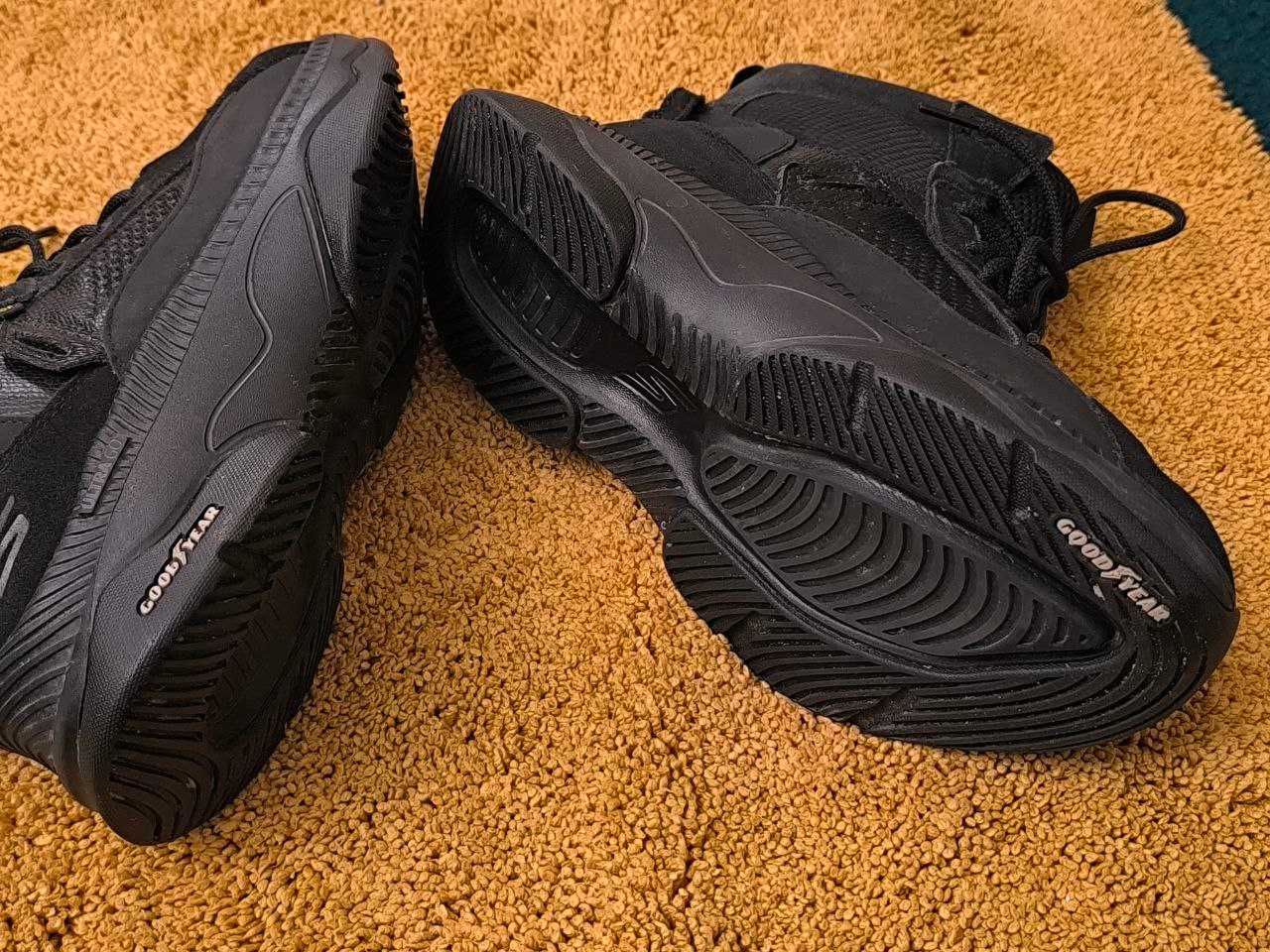 Походные ботинки Skechers