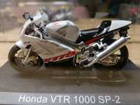 Miniatura Honda VTR