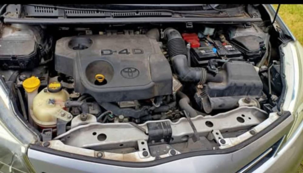 Toyota yaris 2013 1.4