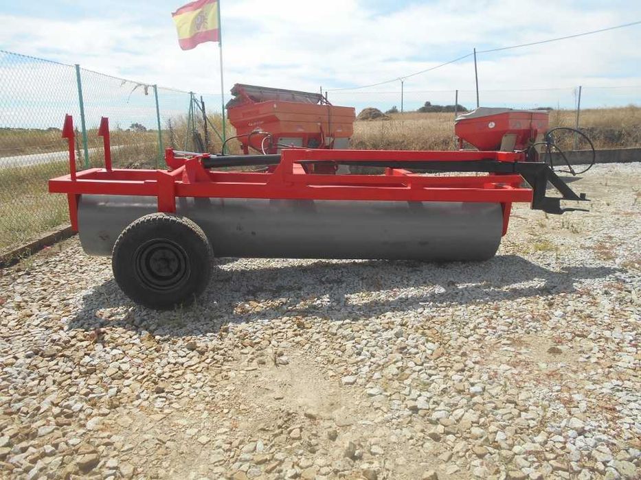 Rolo liso 4m hidráulico