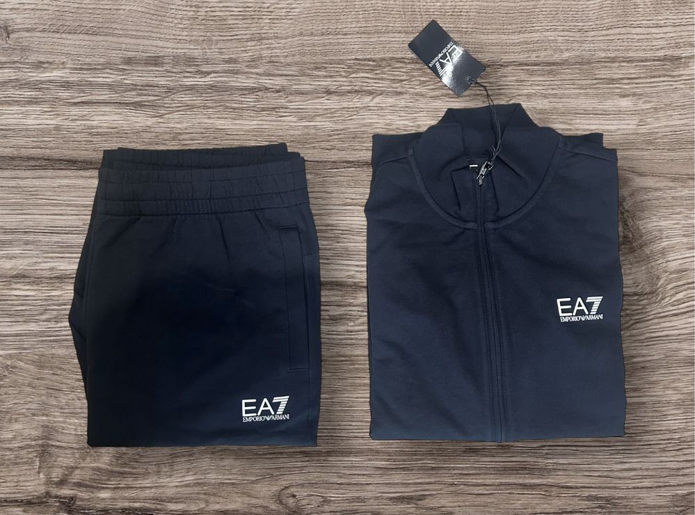 Костюм чоловічий S, M, L  EA7 Emporio Armani Оригінал