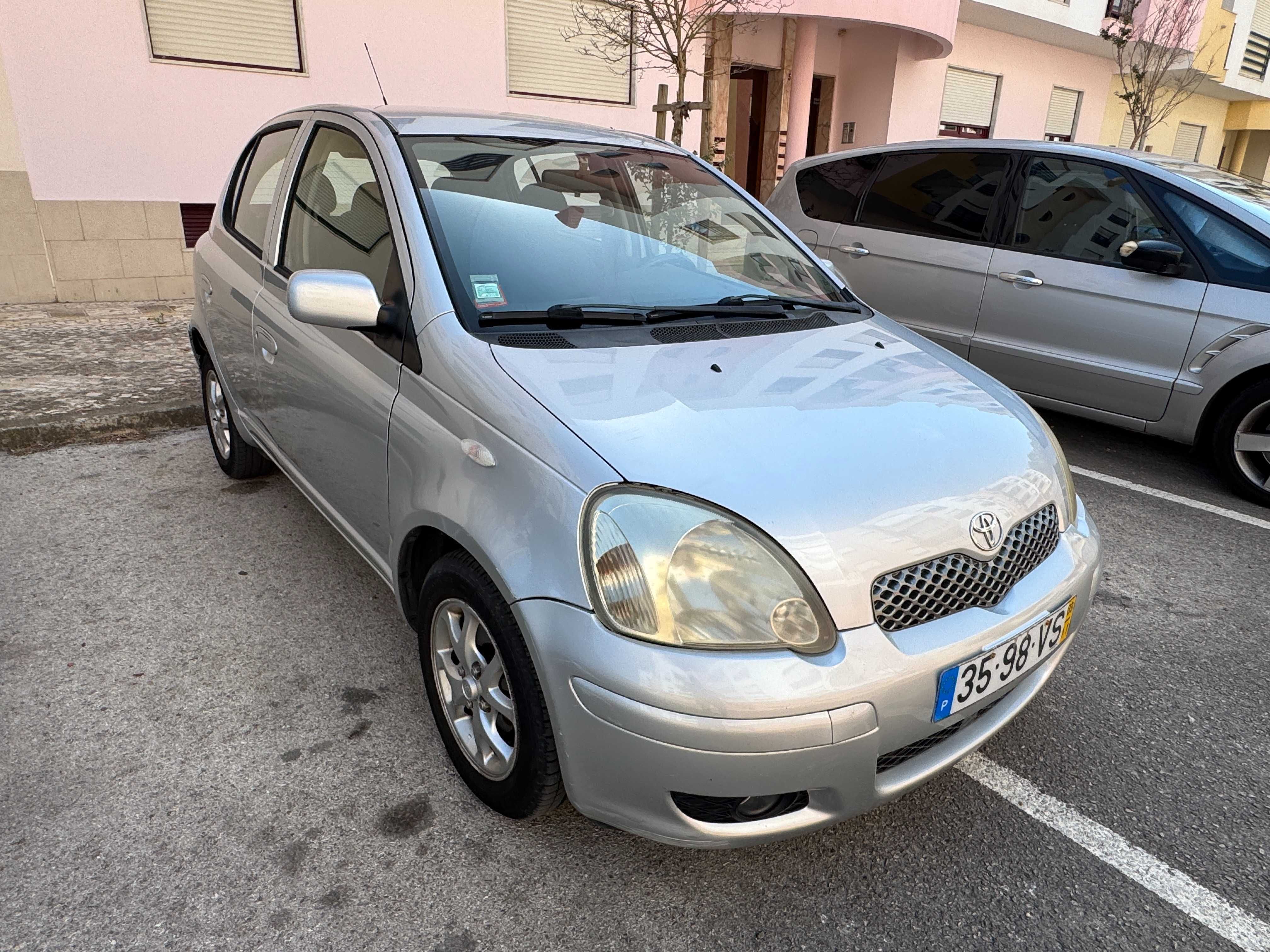 Toyota YARIS C/220 mil Km de 2003 e AC