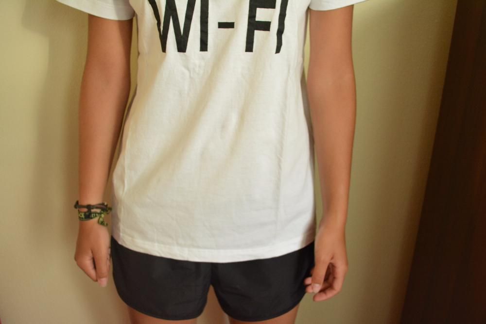 Tshirt "I Need Wifi" Print