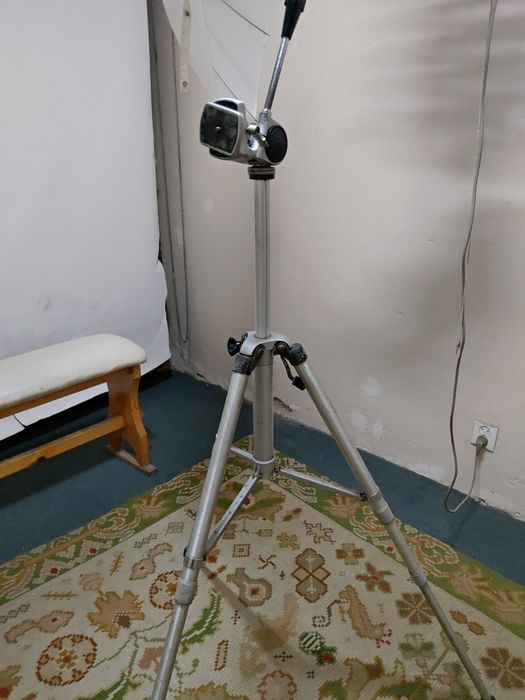 Tripé para máquina fotográfica