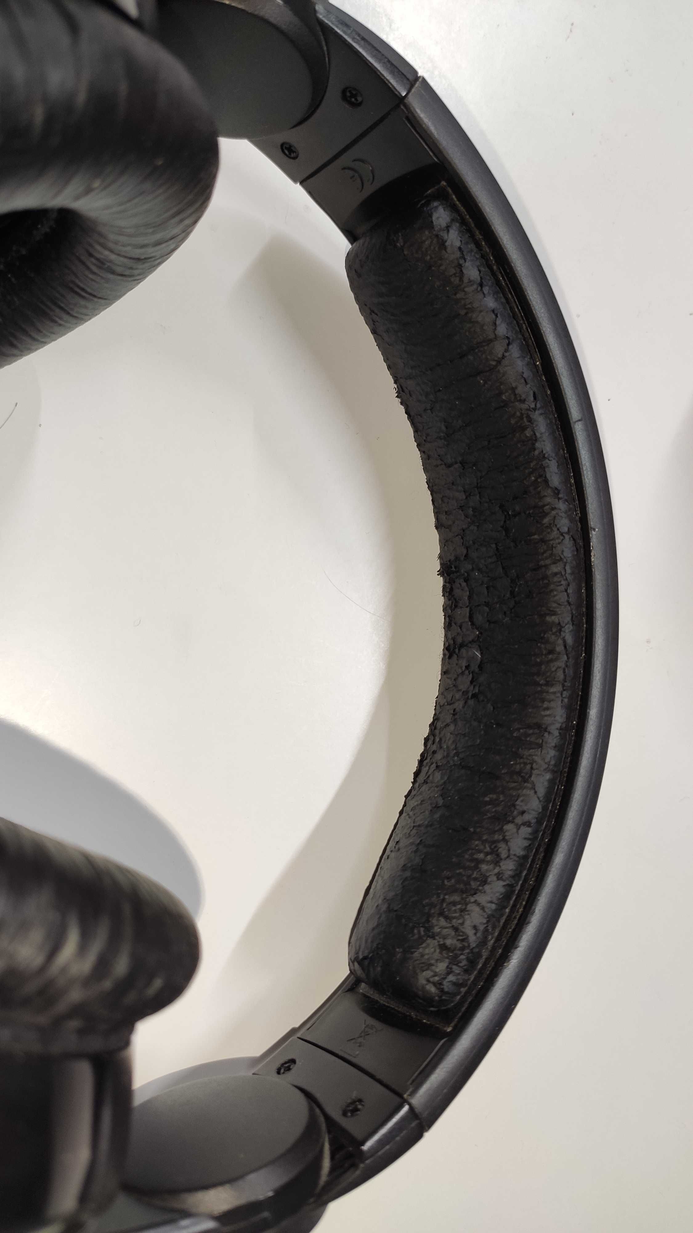 Sennheizer HD 215