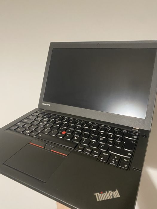 Lenovo ThinkPad x250 i5 ssd