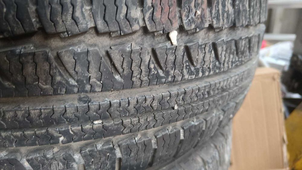 Opony zimowe do busa, 6-7 mm. Nokian wrc  205/65/16C - 4 szt