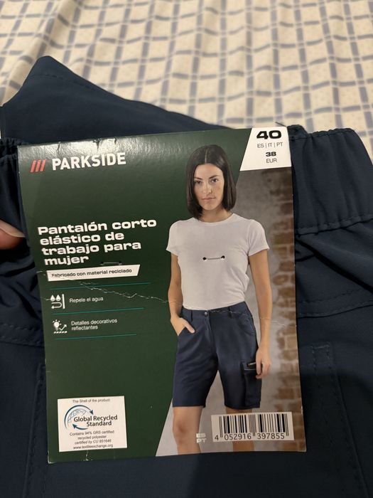 Calções de mulher para trabalho