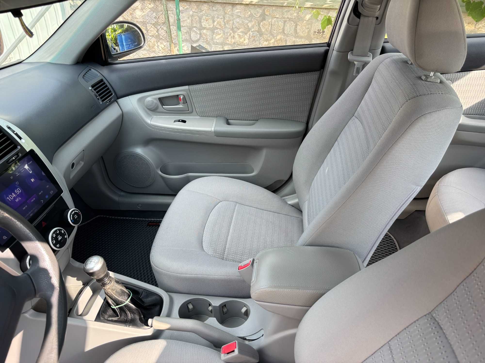 автомобіль КІА CERATO