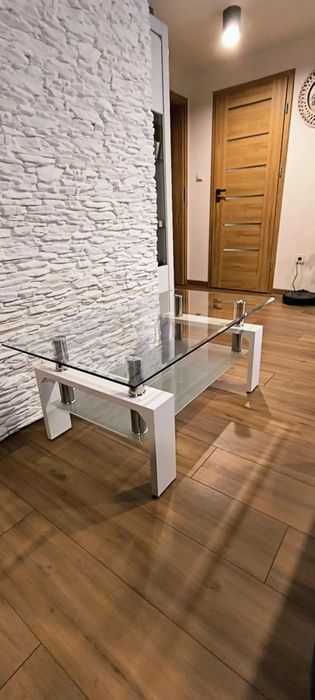 Ława szklana biała.