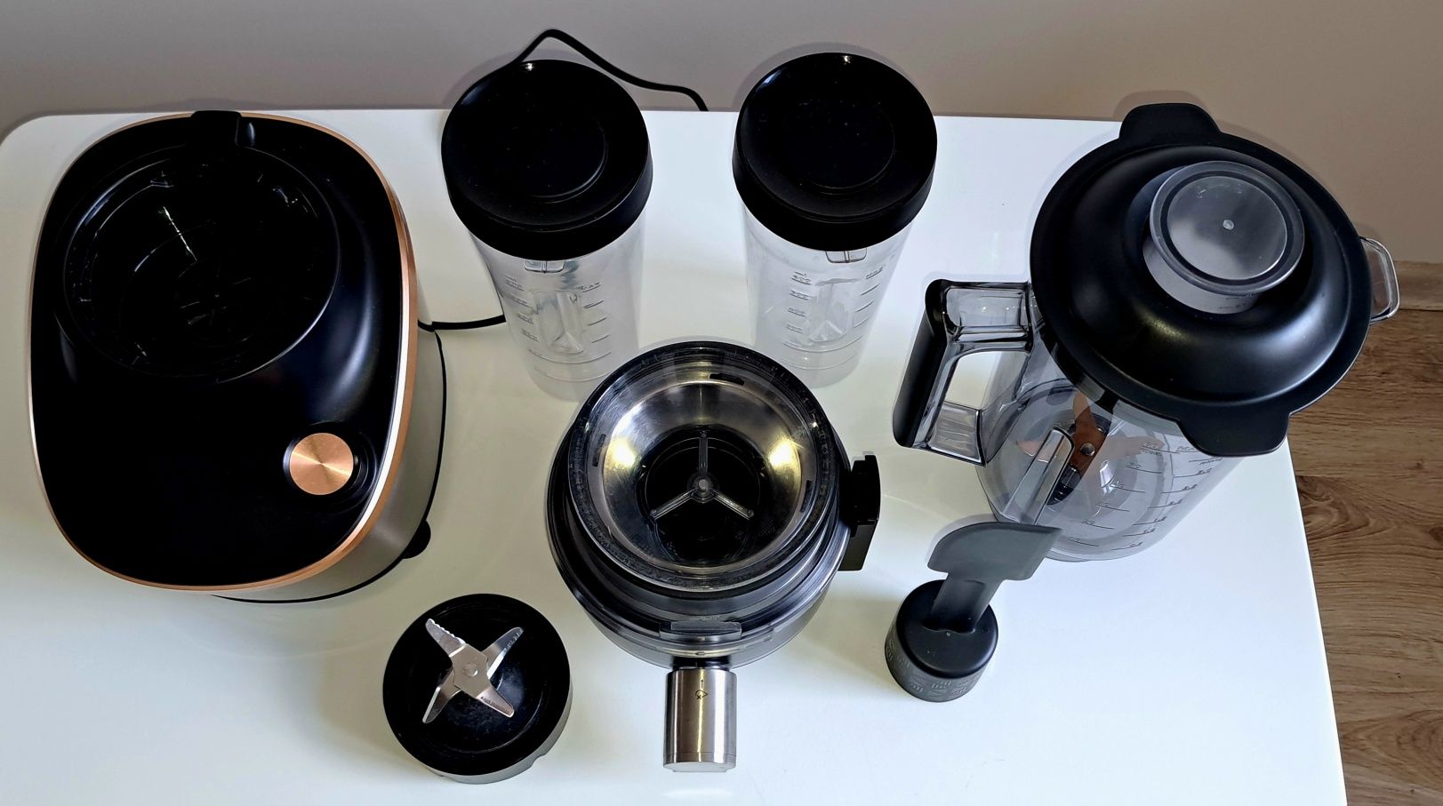 Blender Kielichowy PHILIPS Flip&Juice HR3770/10 z Modułem Sokowirówki