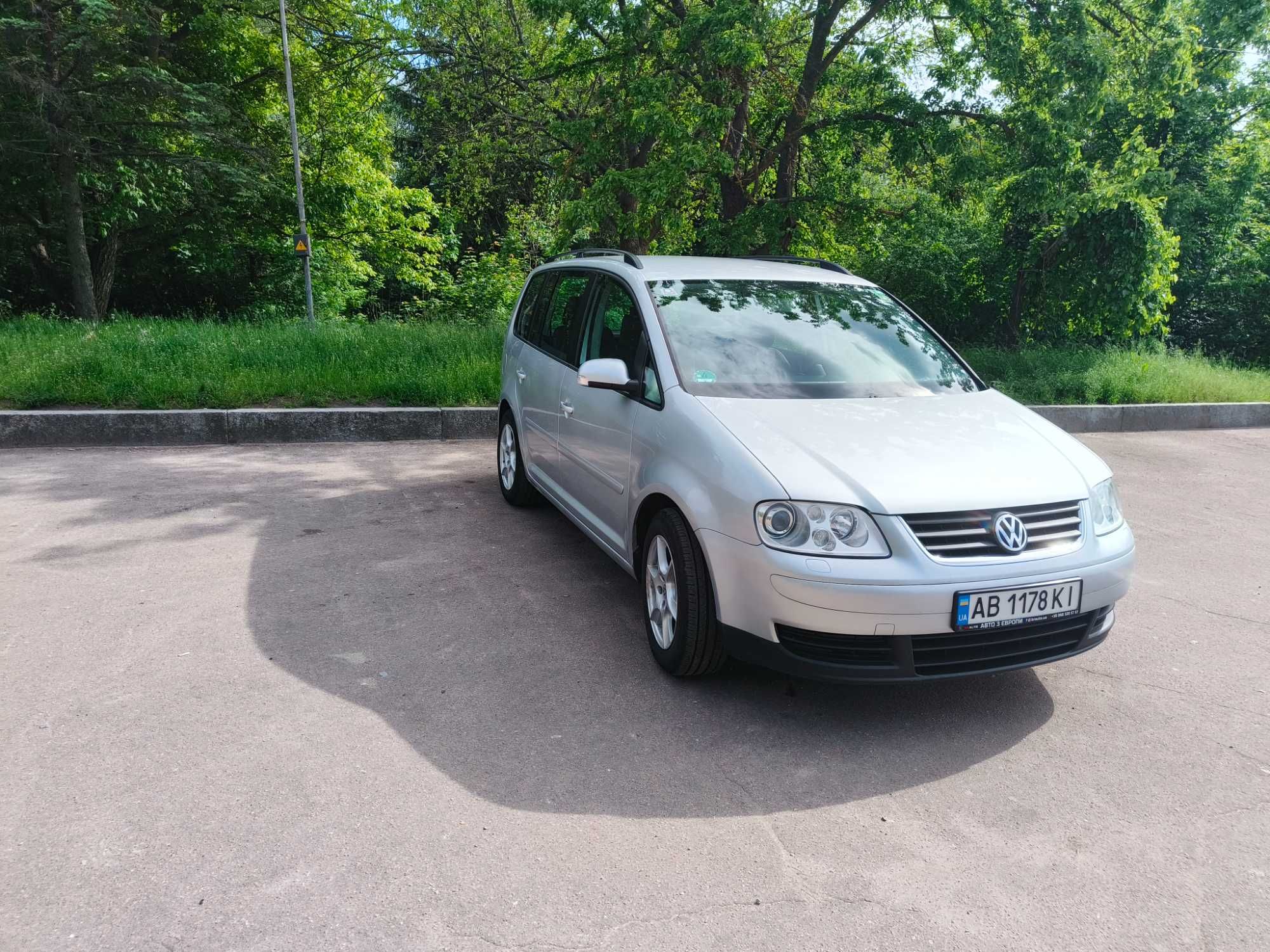 Volkswagen TOURAN 2.0 TDI 2006р автомат DSG6
