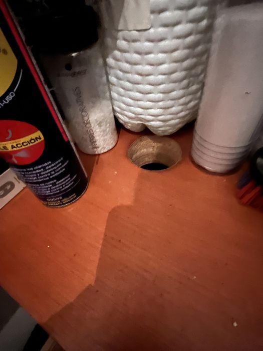 Movel multiusos  em cor cerejeira