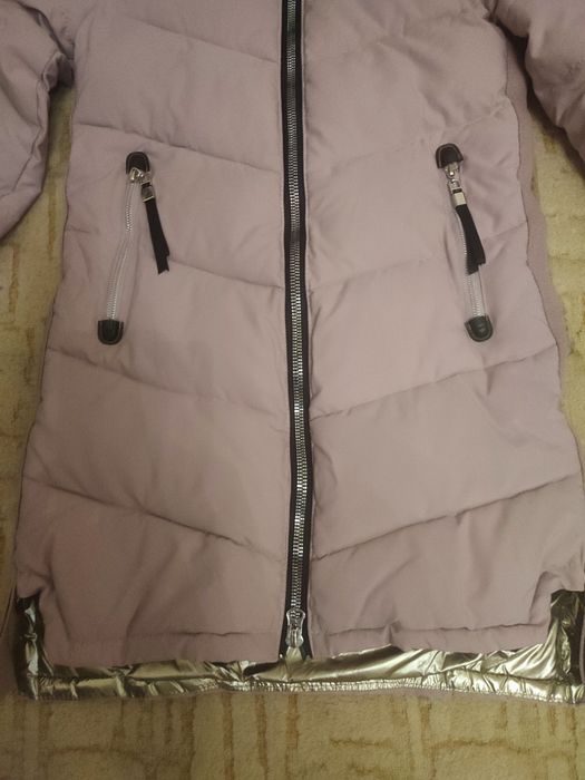 Куртки зимние женские черная, пудра