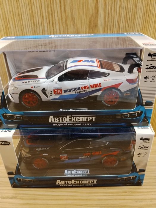 Модель машинка Bmw M8 GTE 1:32 автоэксперт металл свет звук инерция БМ