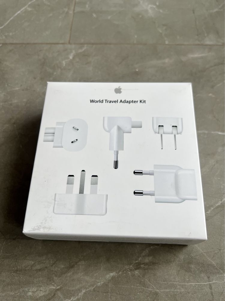 Перехідник Apple World Travel Adapter Kit