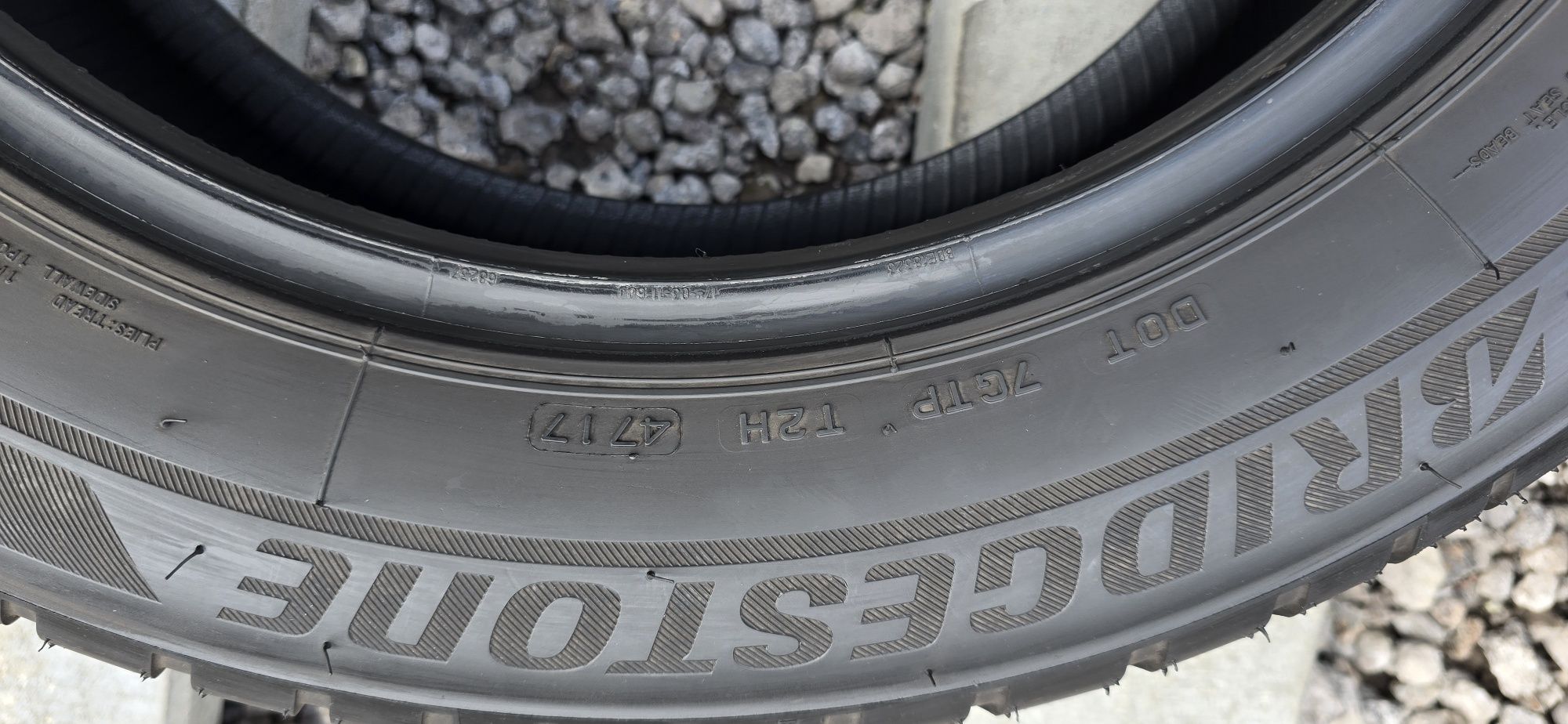 4x 205 60R17 Bridgestone Blizzak LM001