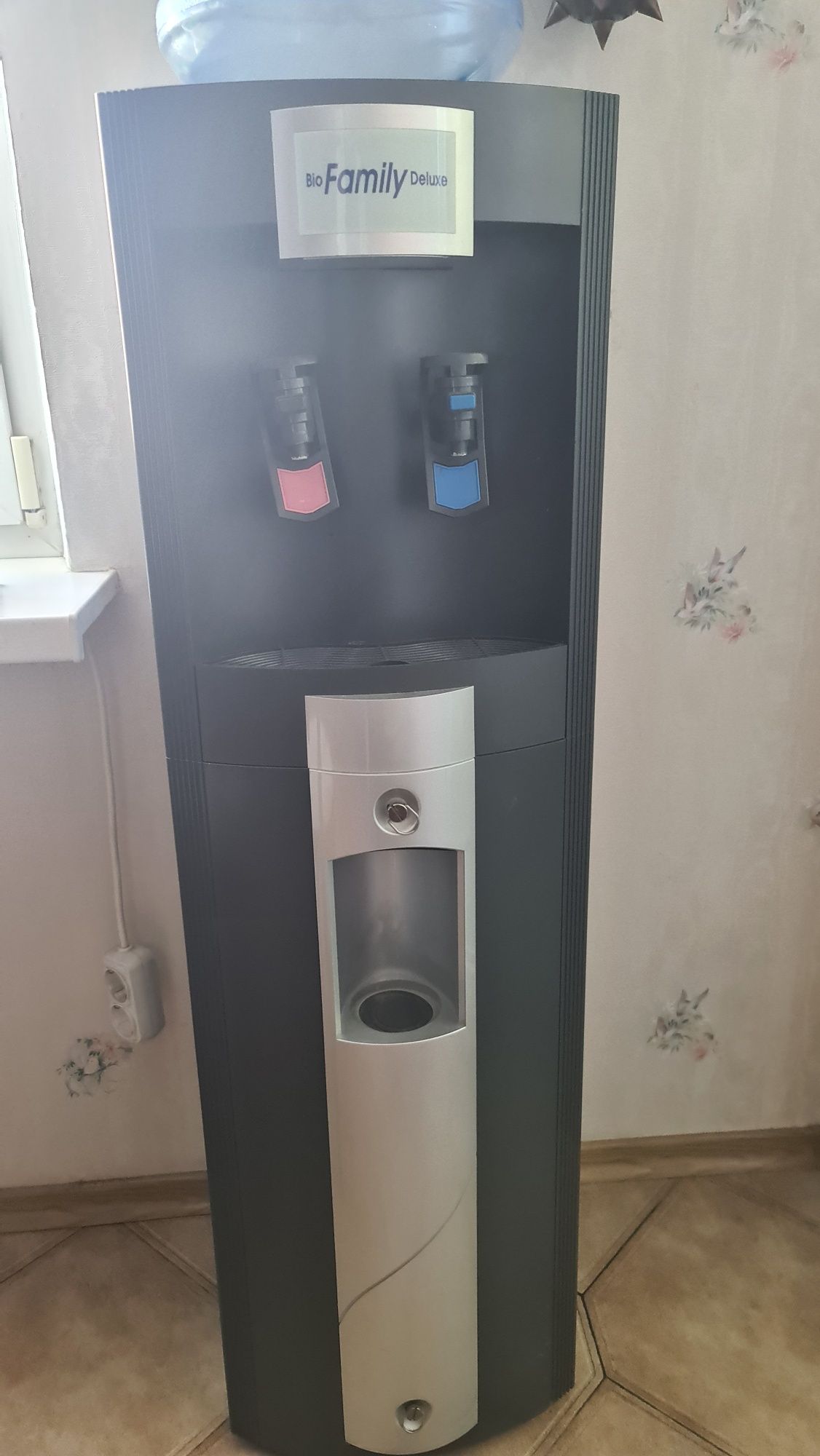 Кулер для води Bio Family Deluxe