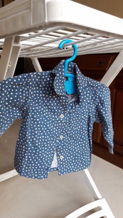 Camisa de bebé da marca Cenoura p/ 6 meses