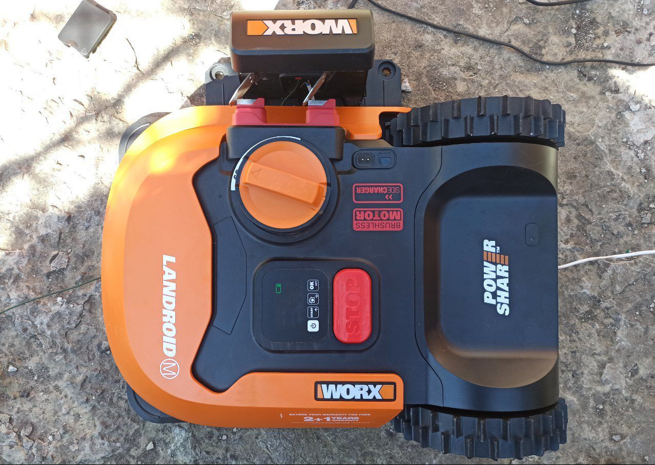 Газонокосарка робот Worx Landroid