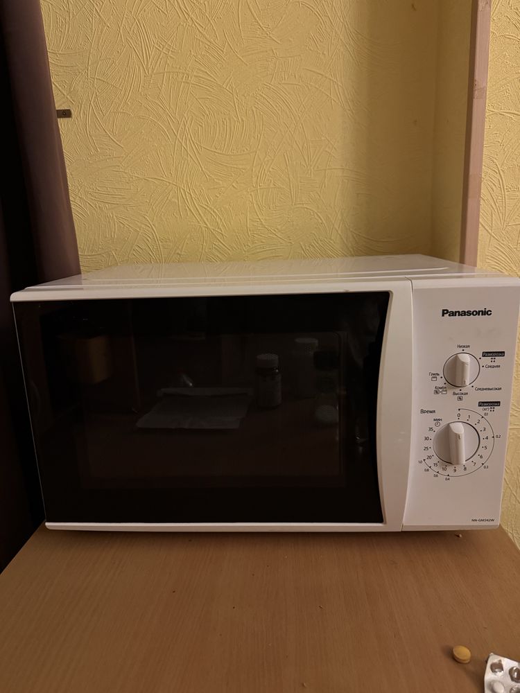 Микроволновка Panasonic как новая. Мікрохвильовка як нова