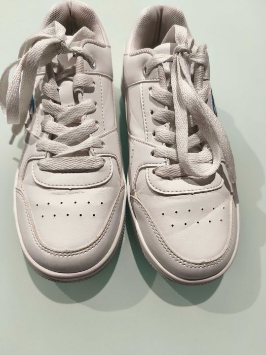 Aproveita calçado para menina