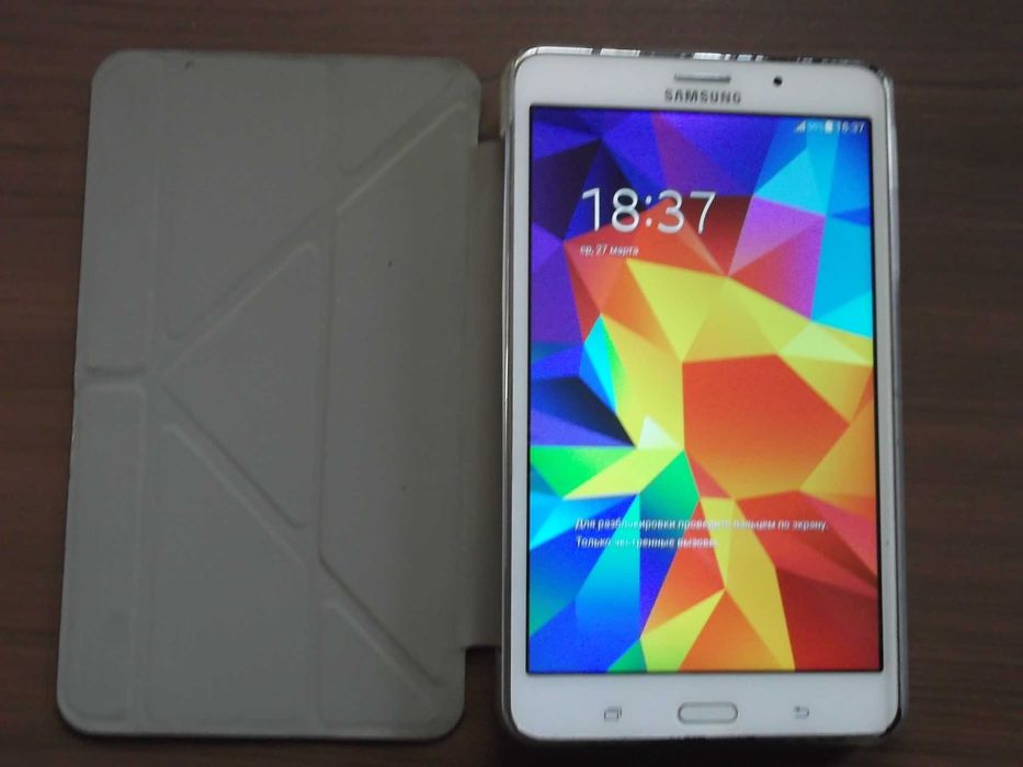 Планшет Samsung Galaxy Tab 4 7.0 8GB 3G (SM-T231).