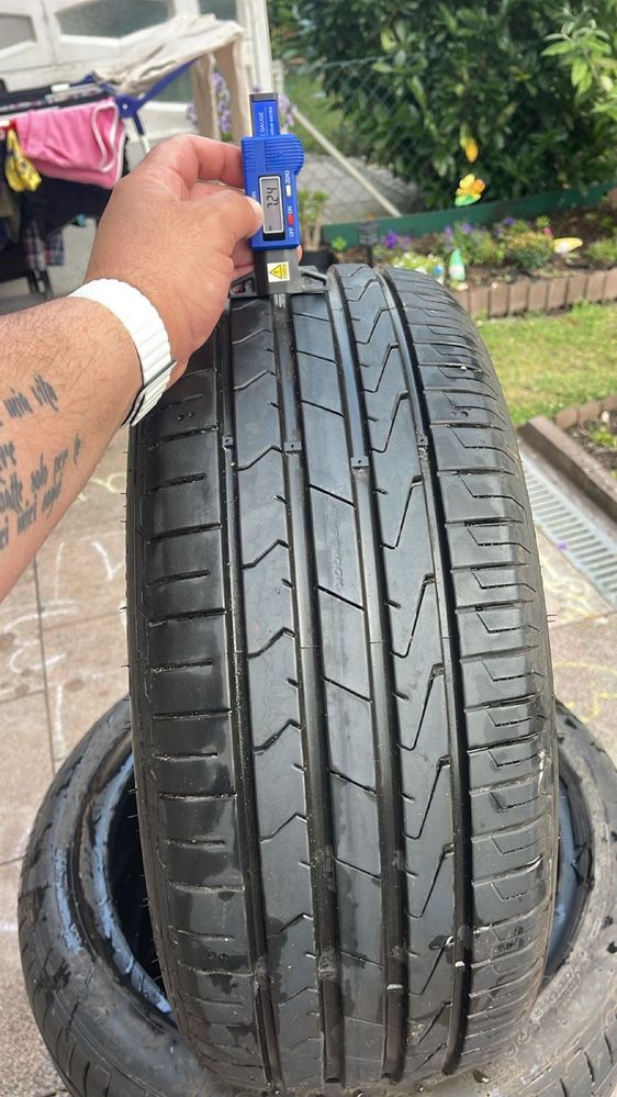 Продам резину Hankook 195 45 16