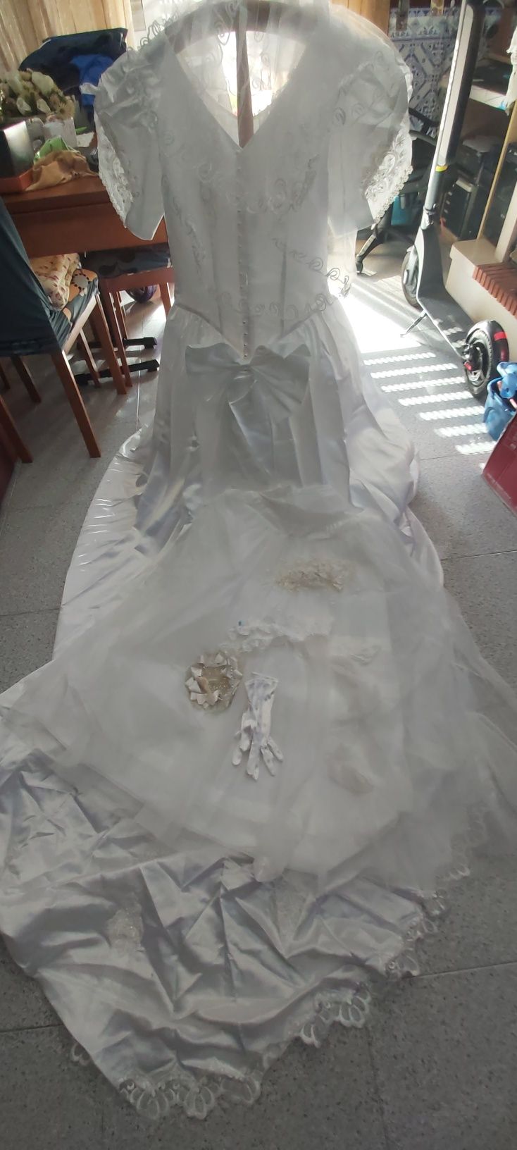 Vestido de noiva ,com todos os acessórios, T 40