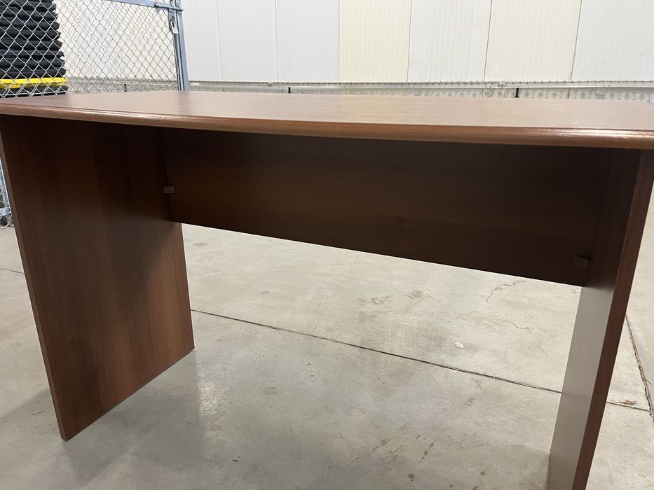 Стіл письмовий, офісний