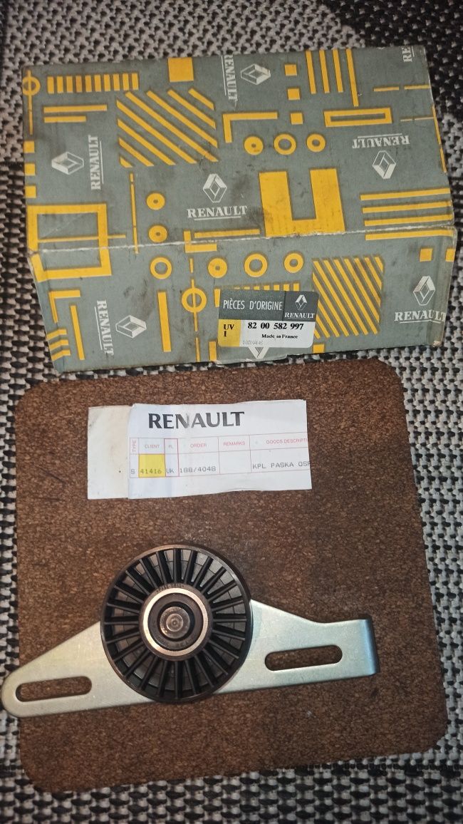 Ролик натяжителя ремня RENAULT 8200582997