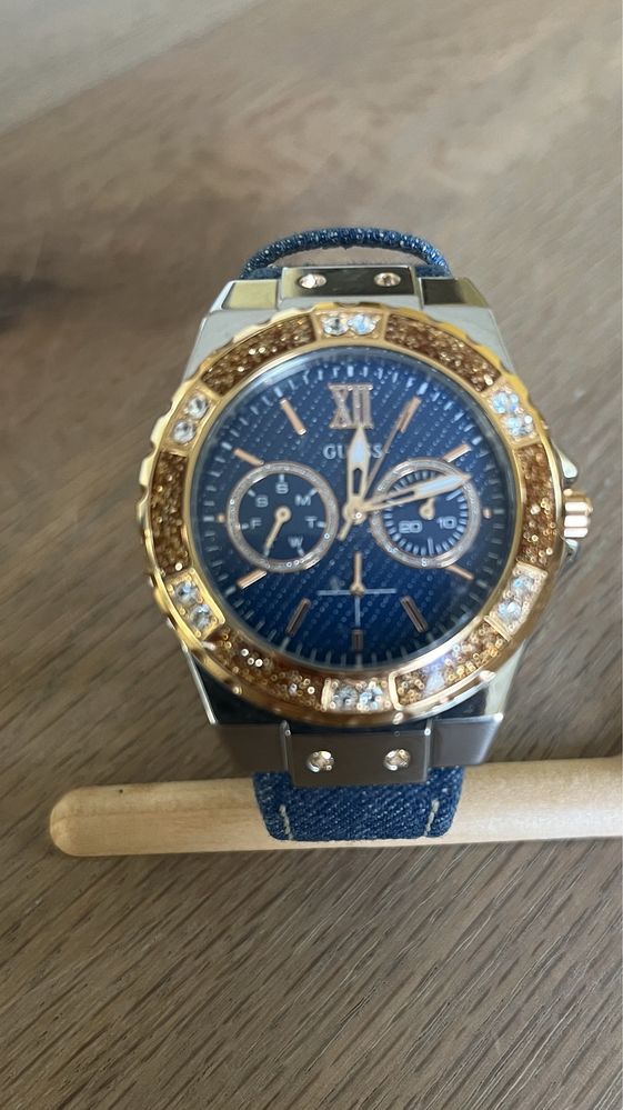 Nowy zegarek GUESS