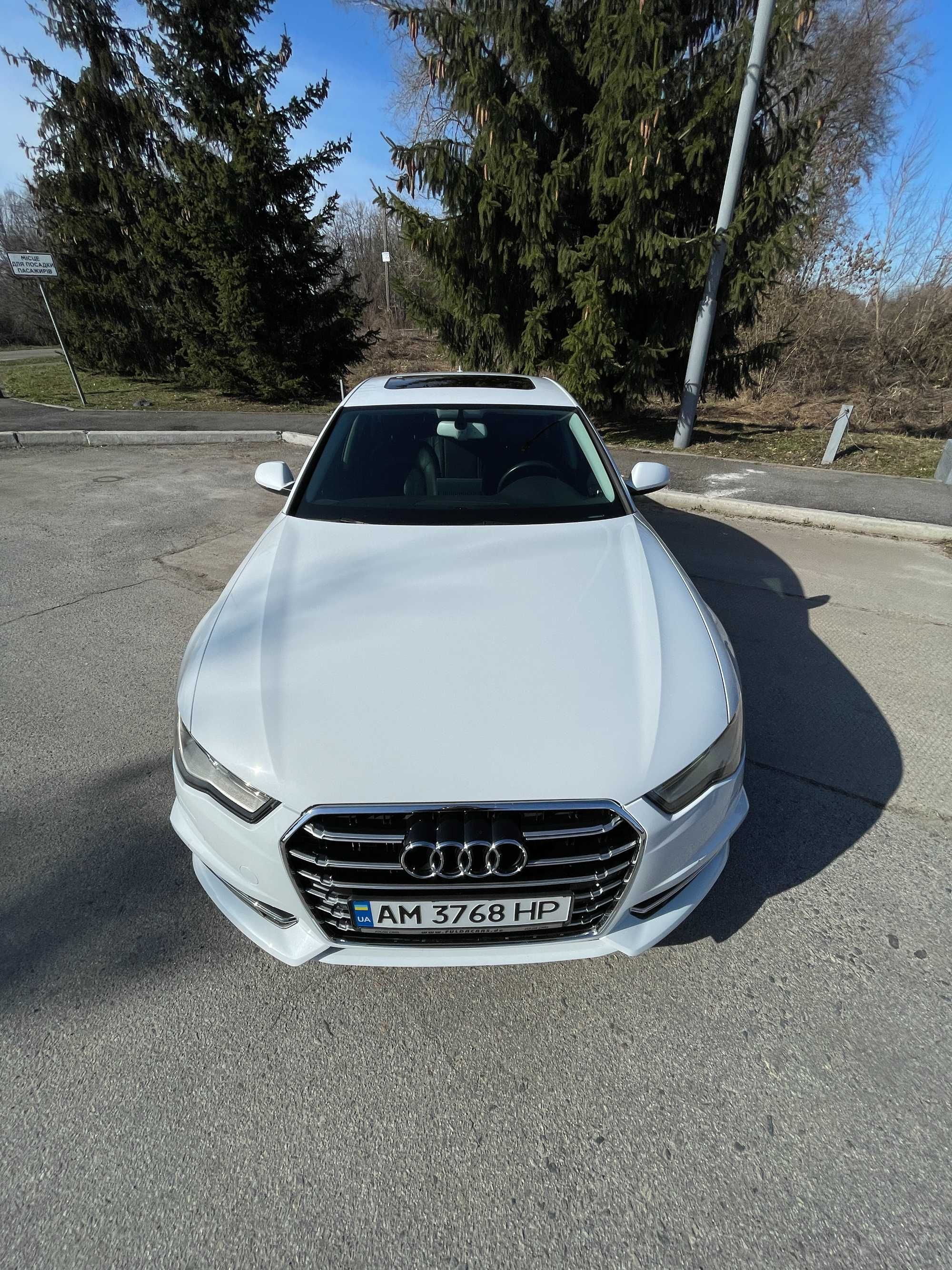 AUDI A6 2017 року