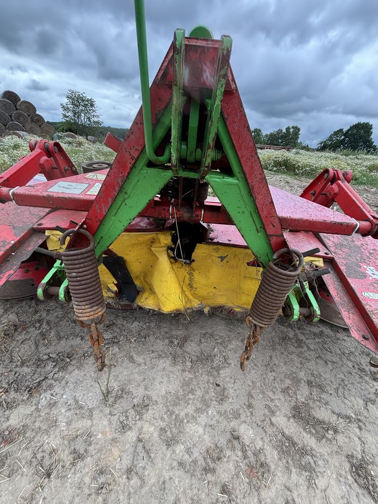 Kosiarka czolowa pottinger cat 310