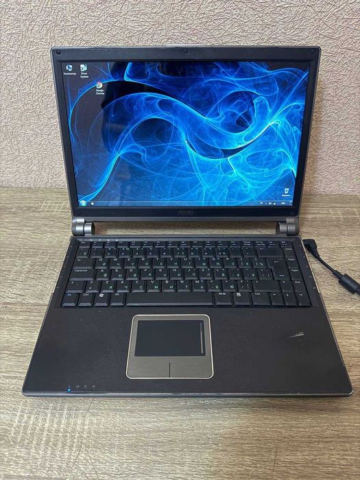 Ноутбук ASUS W3000