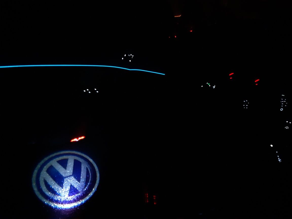VW переделка красных поворотов на жёлтые