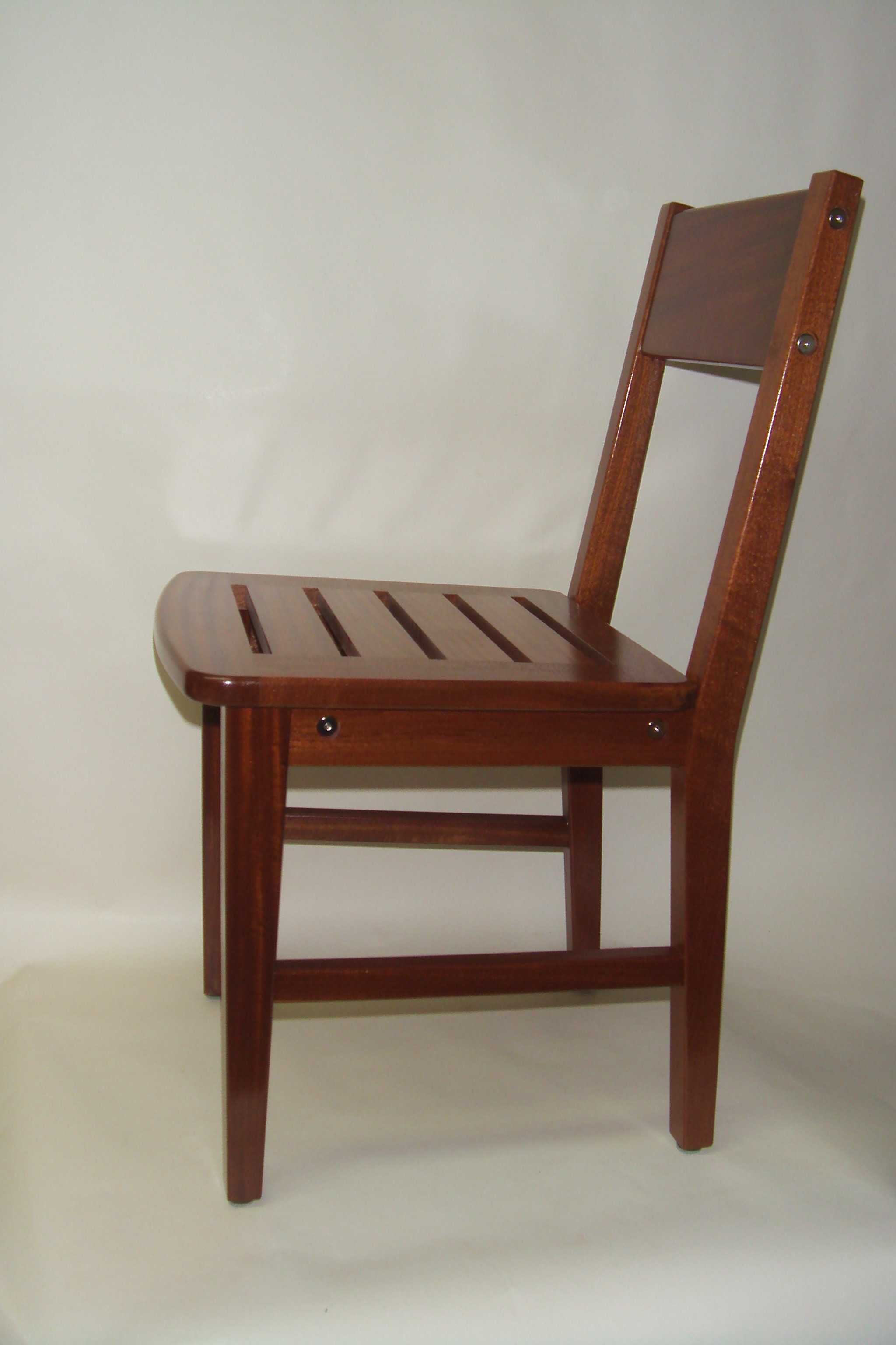 Mesa pequena 70 x 70 maciça
