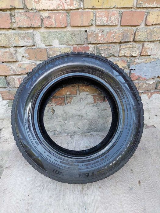 Шини б/в 195 65 R15 Falken Eurowinter HS01