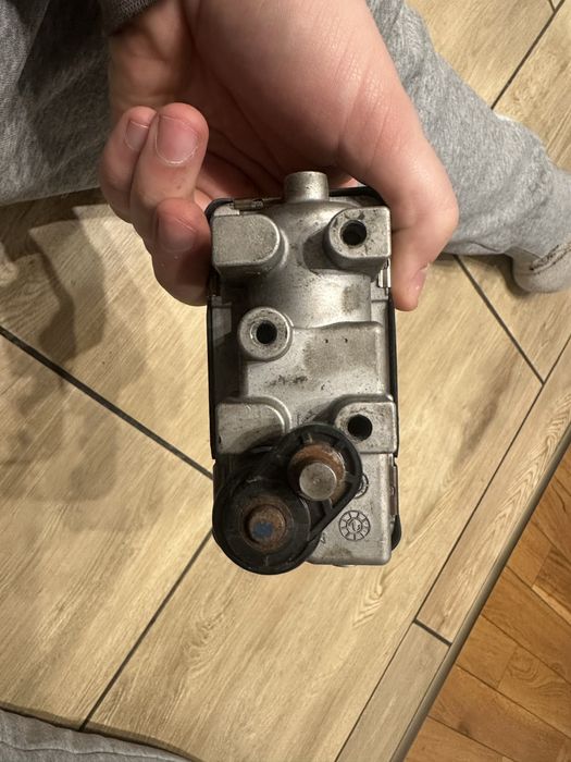 Nastawnik turbiny mercedesW211 2.7diesel