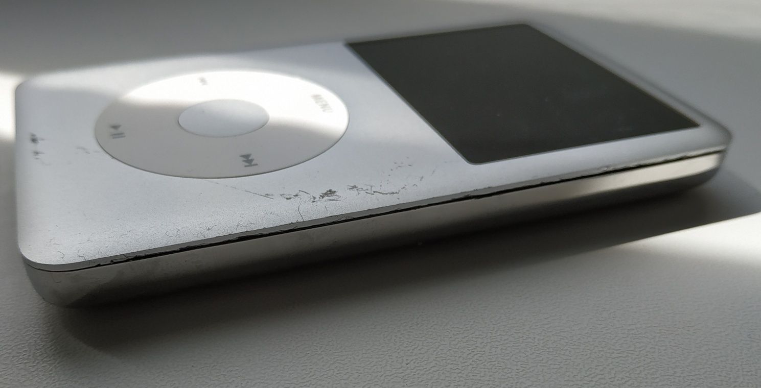 Apple iPod classic 6 gen 80gb