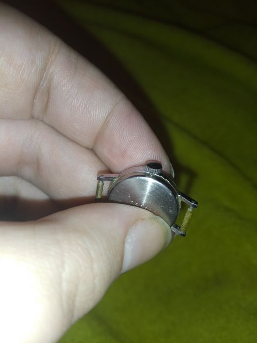 Женские наручные часы ссср чайка 17 камней