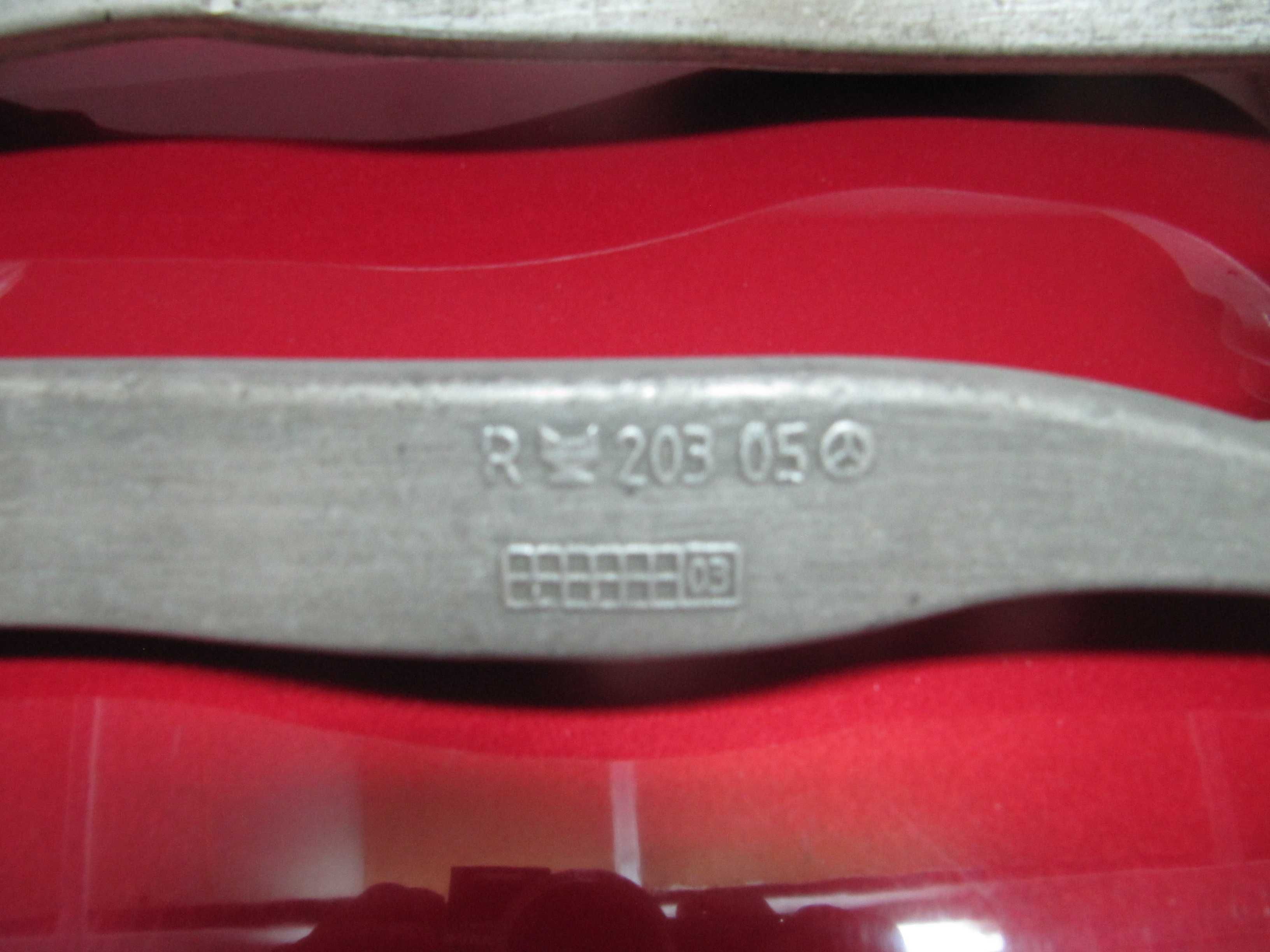 Braços de suspensão da frente para Mercedes C220CDI do ano 2003 a2005