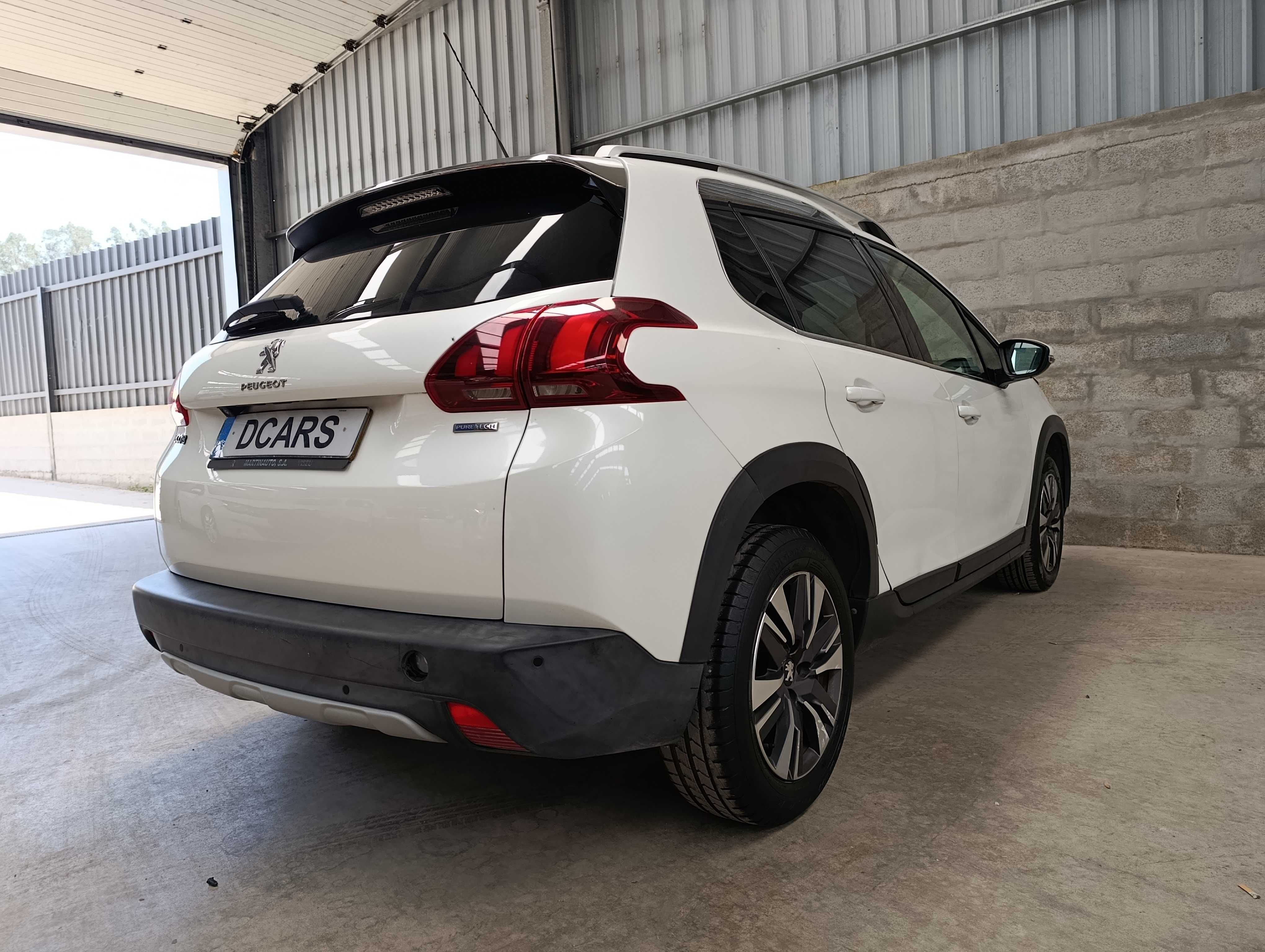 PEUGEOT 2008 1.2 PURETECH ALLURE