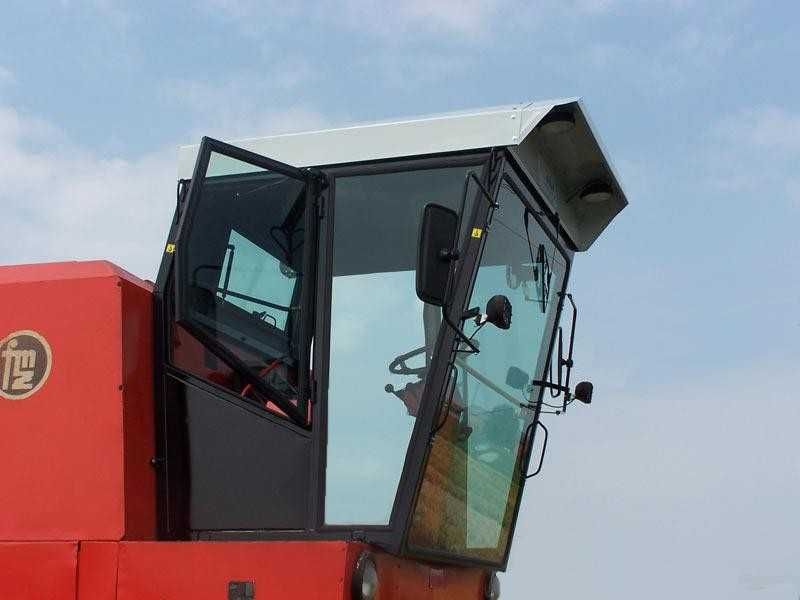 Kabina Bizon Z 056 OPTIMUM Naglak kabiny do bizona