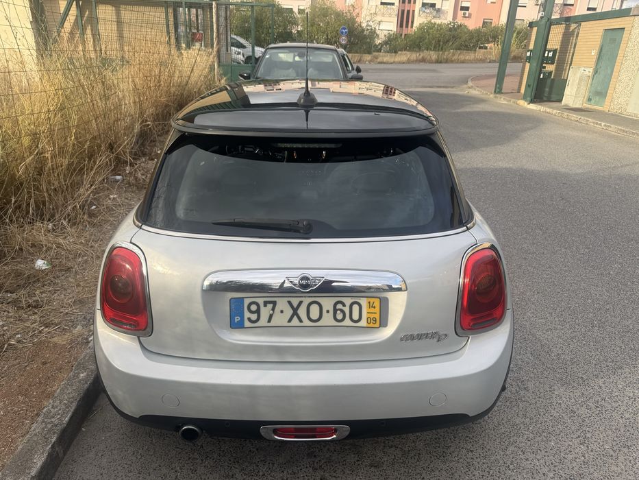 MINI COOPER D 1496cc 116cv