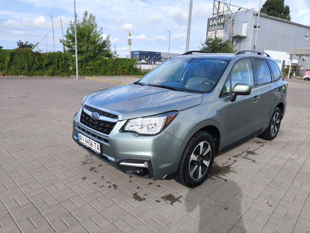 Продам Subaru forester 2016 рест