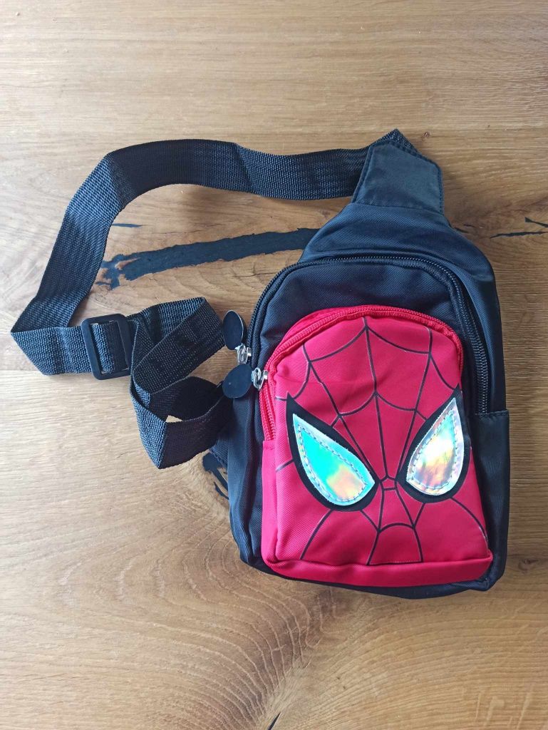 Nowa torba, nerka z motywem Spiderman, Piter Parker, Marvel.